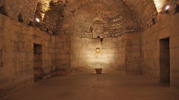 Croatian UNESCO World Heritage Sites - Split - Travel Croatia like a local