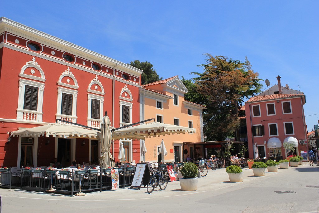 cycling in croatia novigrad kiara gallop