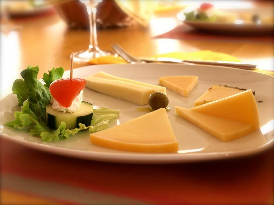 Pag Island Paski Sir tasting cheese plate -Chasing the Donkey