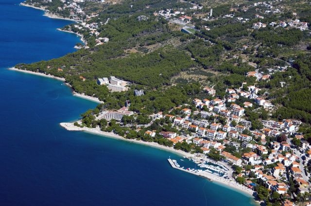 Hotel Berulia Brela Aerial view