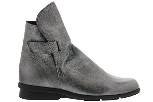 Best Shoes For Travel 2018 Tips Picking The Arche Women S Delzi Metallic Silver Bootie Best Shoes For Travel