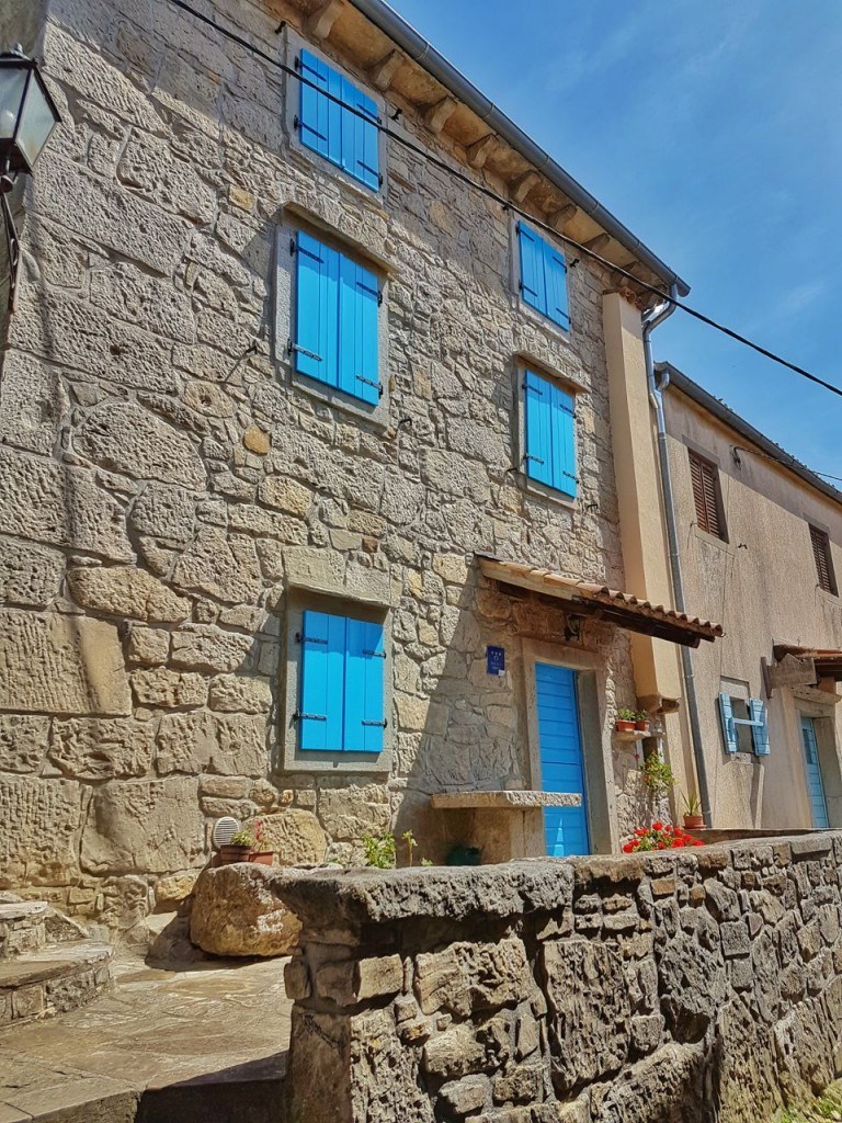 Worlds Smallest Town Hum Croatia Share Istria
