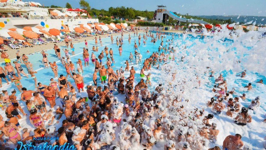 Foam Party Istralandia Waterpark