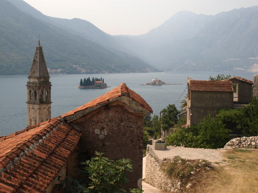 perast-monetenegro_montenegro_travel_blog
