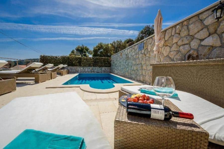 Hotels in Dubrovnik with a Pool_Villa Moretti_Croatia Travel Blog