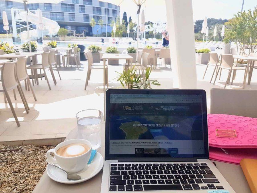 Family Hotel Amarin: My Office