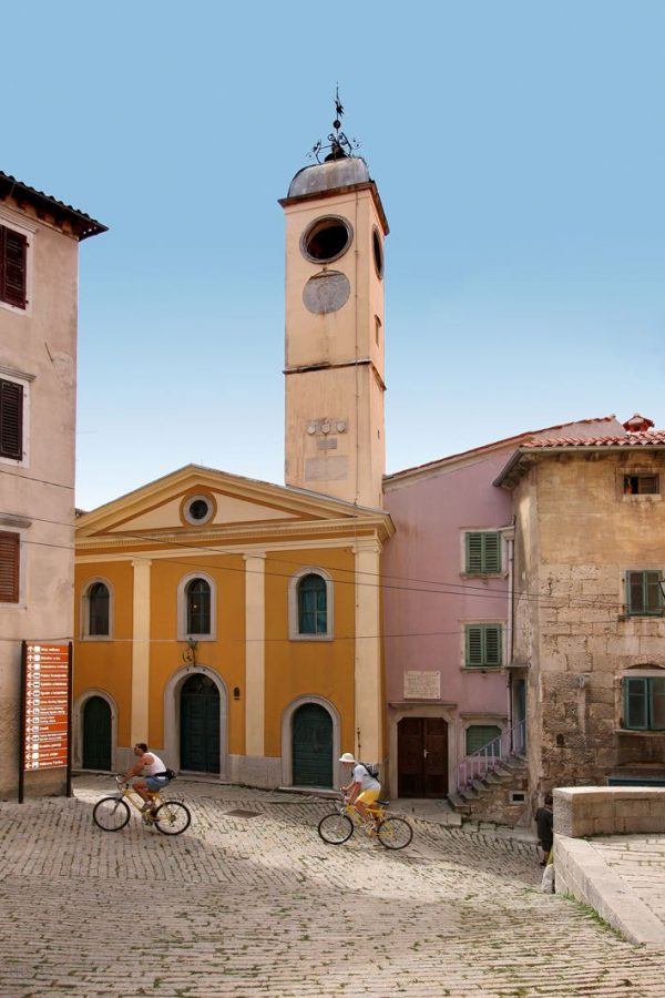 Things to do in Labin Croatia_Labin old city_Old square