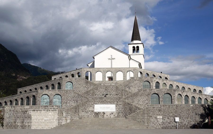 Things to do in the Balkans_Soca River Valley_Kobarid Monument First World War
