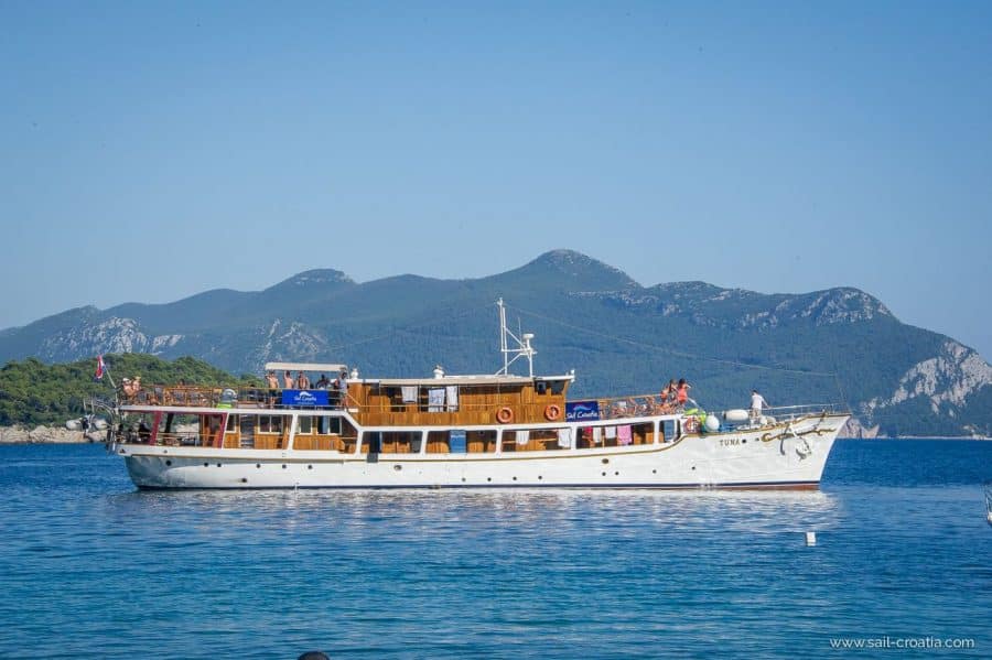 Sail Croatia Cruises 2018_Ensuite (1)