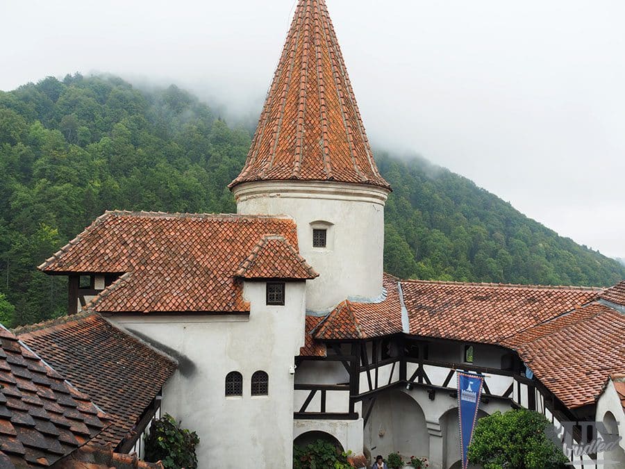 Road Trip From Bucharest_Castle_Bran-inside