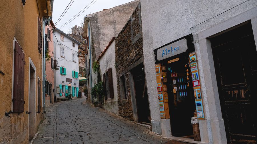 Things To Do In Motovun - Walk & Shops 2