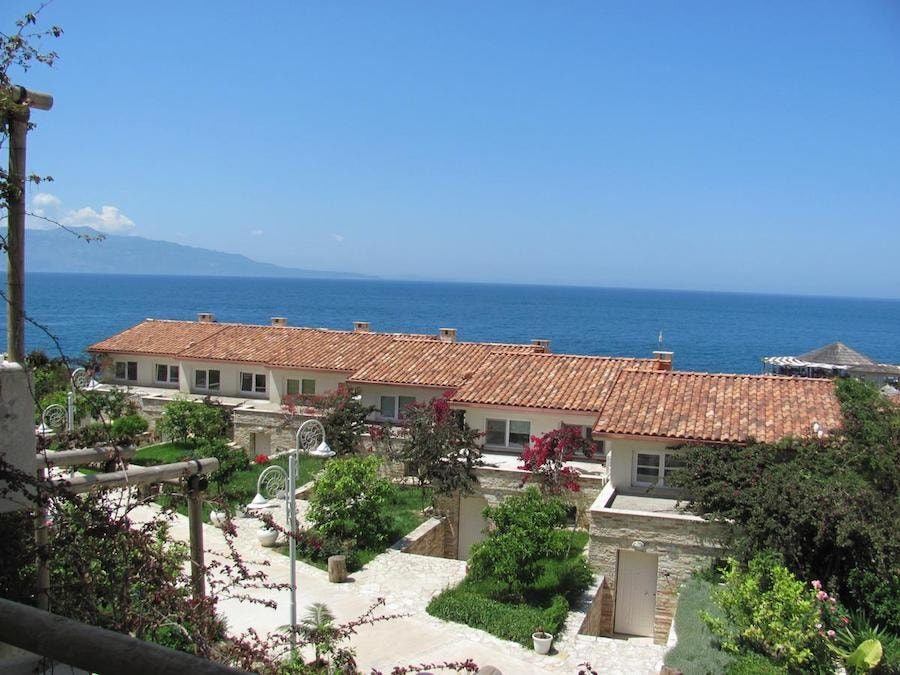 Albania Travel Blog_Things to do in Albania with Kids_Where to Stay in Albania with Kids_Sea Breeze Apartments Bougainville Bay, Saranda