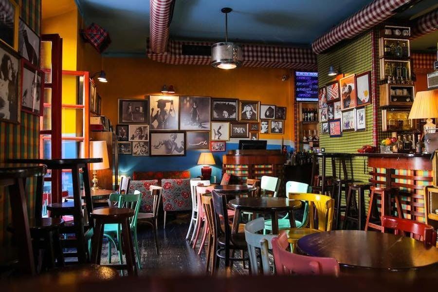 Albania Travel Blog_Things to do in Albania_Best Restaurants in Albania_Radio Bar