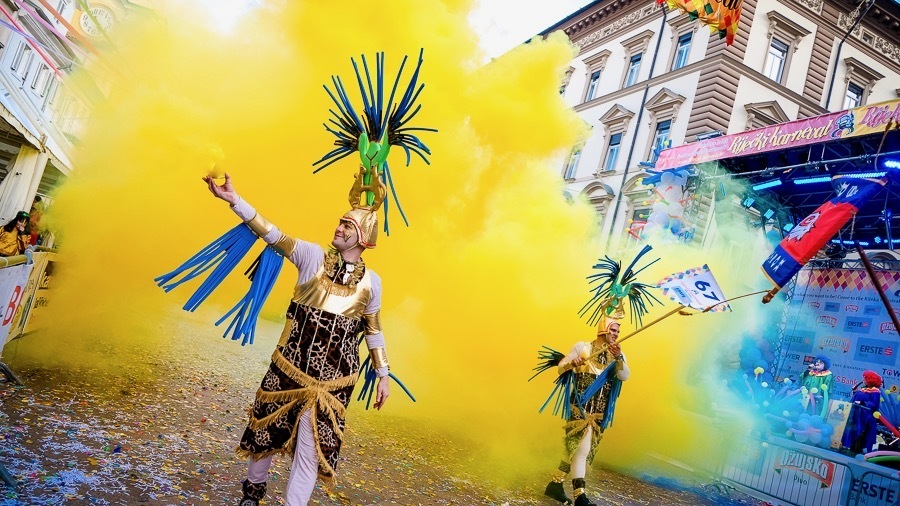 Rijeka Carnival_Yellow
