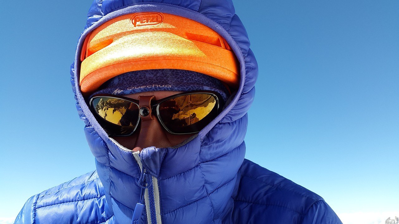 women's down hiking jacket