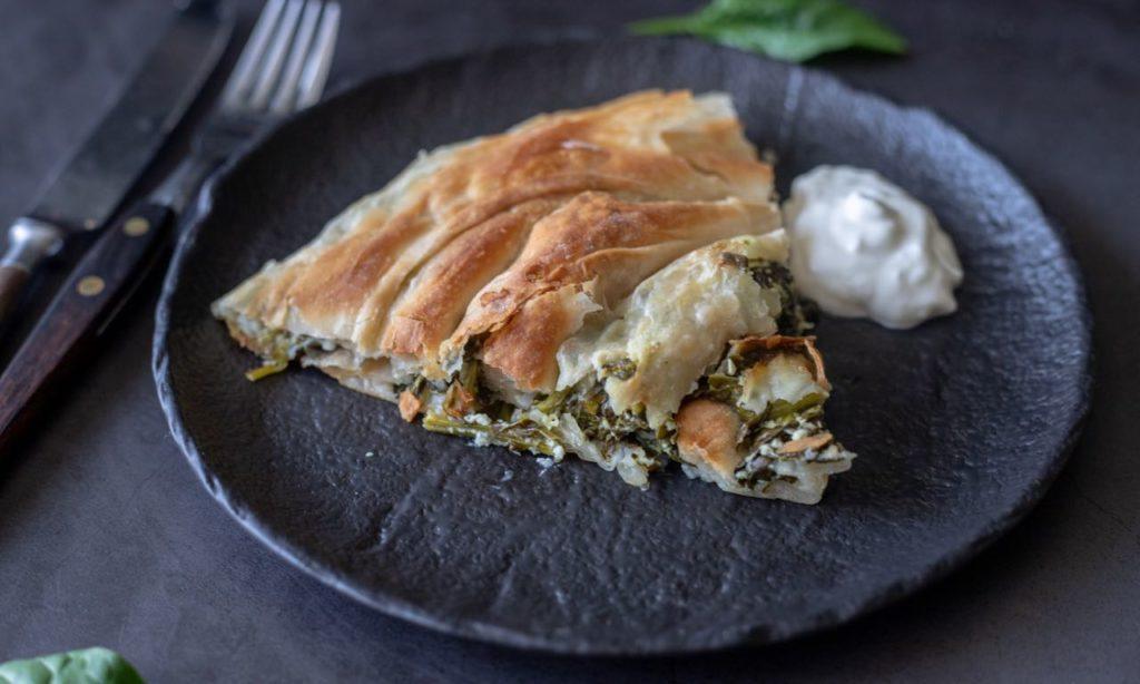 Balkan Cooking: Pita Zeljanica (Savory Pie With Spinach)