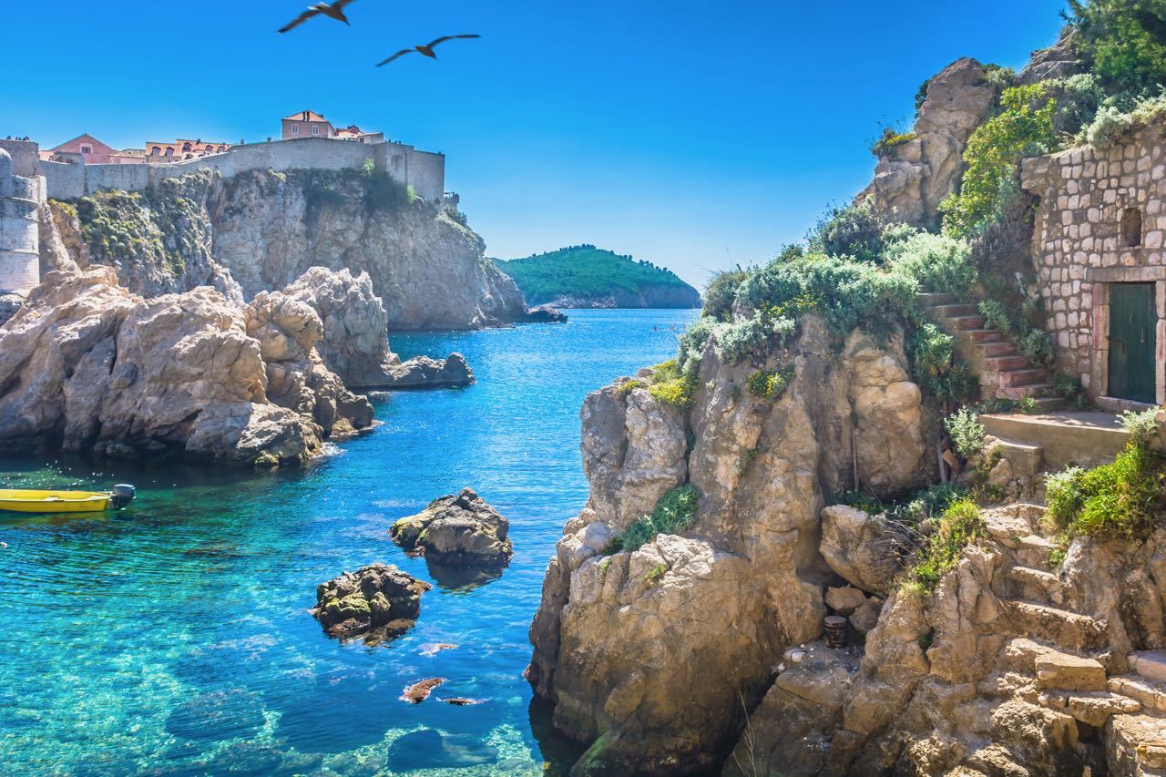 Best Things To Do In Dubrovnik, For Singles, Couples & Families | Chasing the Donkey