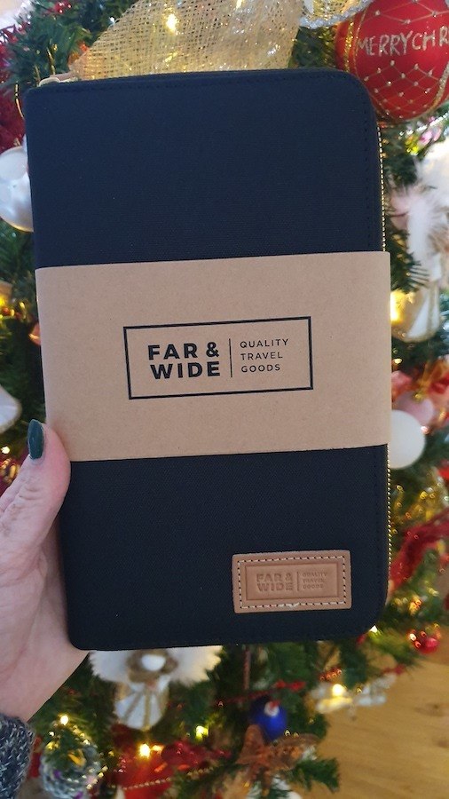 2020 Guide To The Best Family Passport Holder