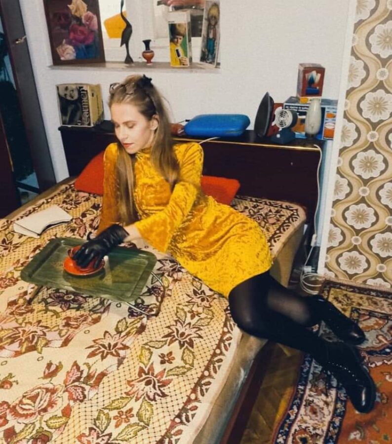 Kata at the 80s Museum in Zagreb