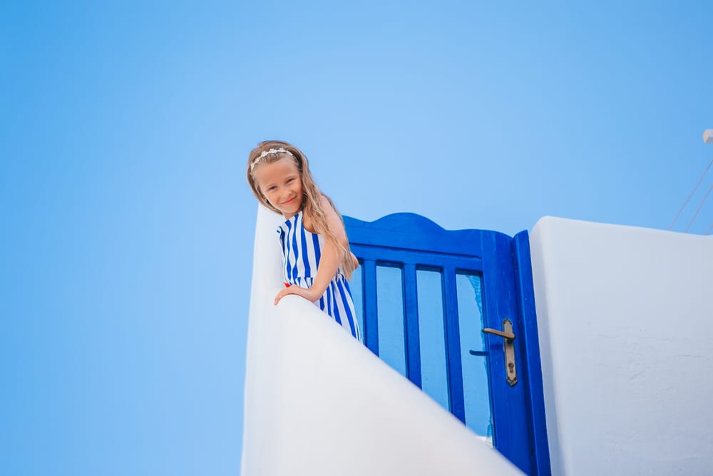 Your Guide To Santorini With Kids (Plus A Pros And Cons List)