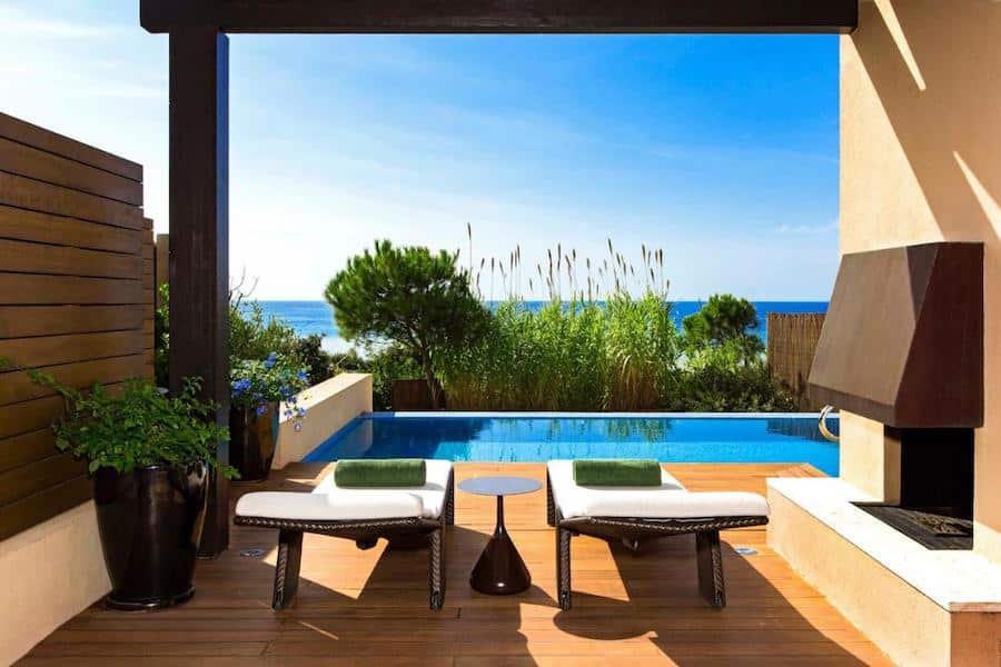 Greece Travel Blog_Best Resort Hotels In Greece_The Romanos