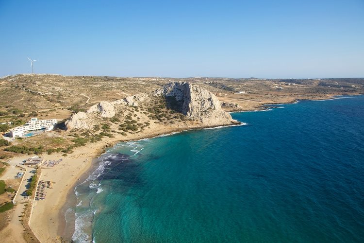 Greece Travel Blog_Things To Do On Karpathos_Royal Beach Hotel