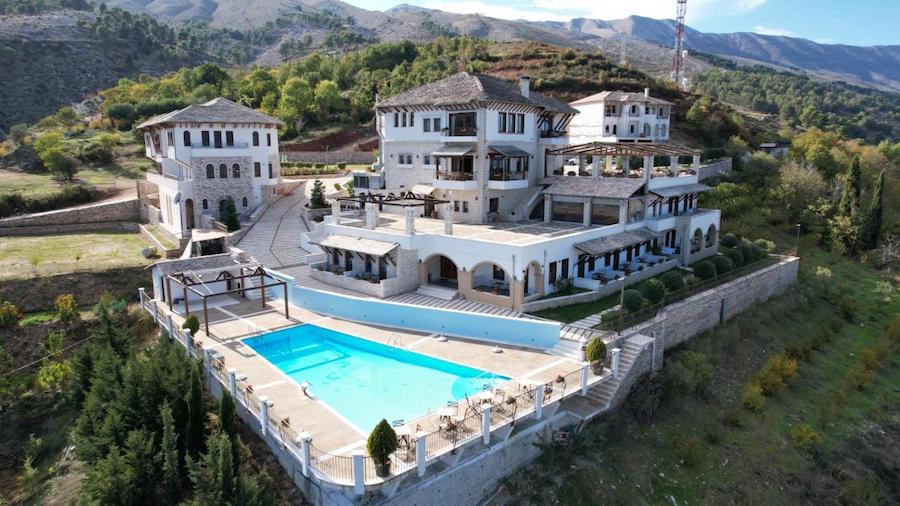 Albania Travel Blog_Gjirokaster Albania - The City Of Stone_KERCULLA Resort