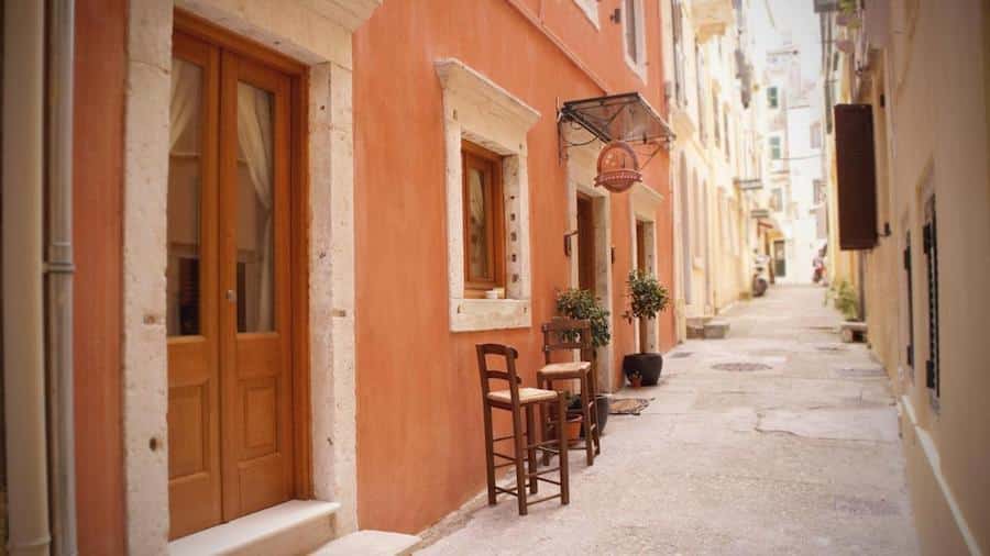 Greece Travel Blog_Beautiful Cities In Greece Not To Miss_Locandiera