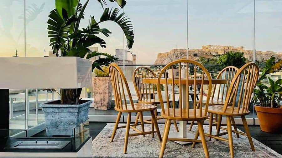 Greece Travel Blog_Rooftop Bars & Restaurants In Athens_Manouka Terrace Wine Bar And Restaurant
