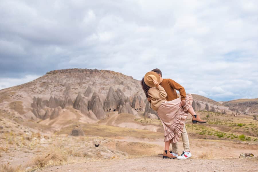 Honeymoon in Turkey_a happy couple on vacation in Cappadocia