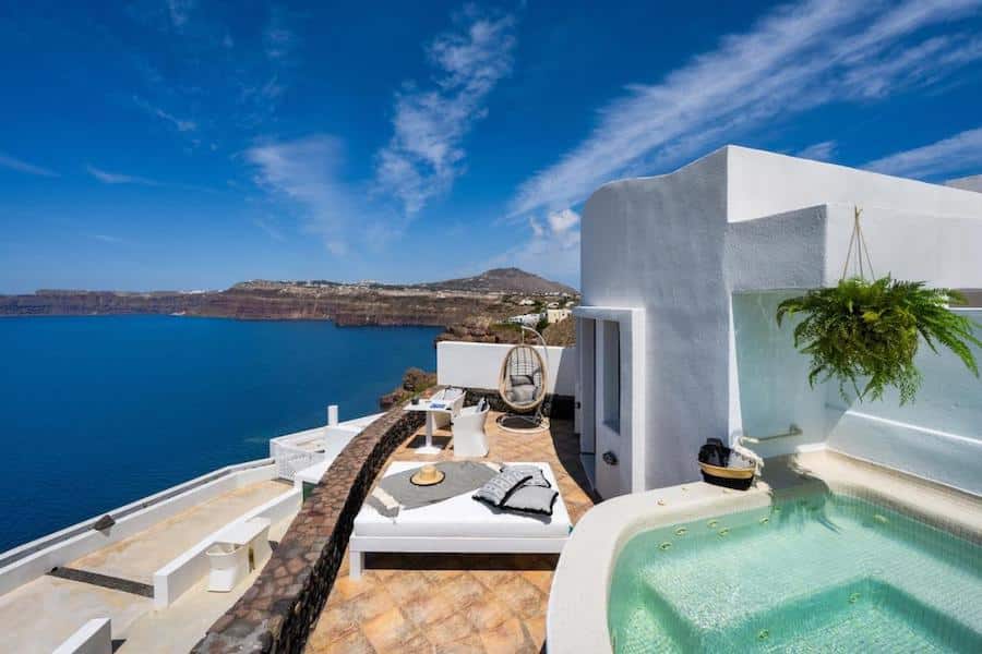 Greece Travel Blog_Guide To Akrotiri_Epic View Suites