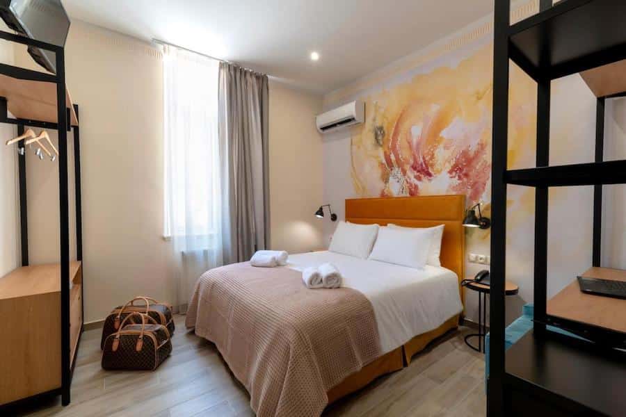 Greece Travel Blog_Best Hotels Near Acropolis Athens_Athens Market Portrait