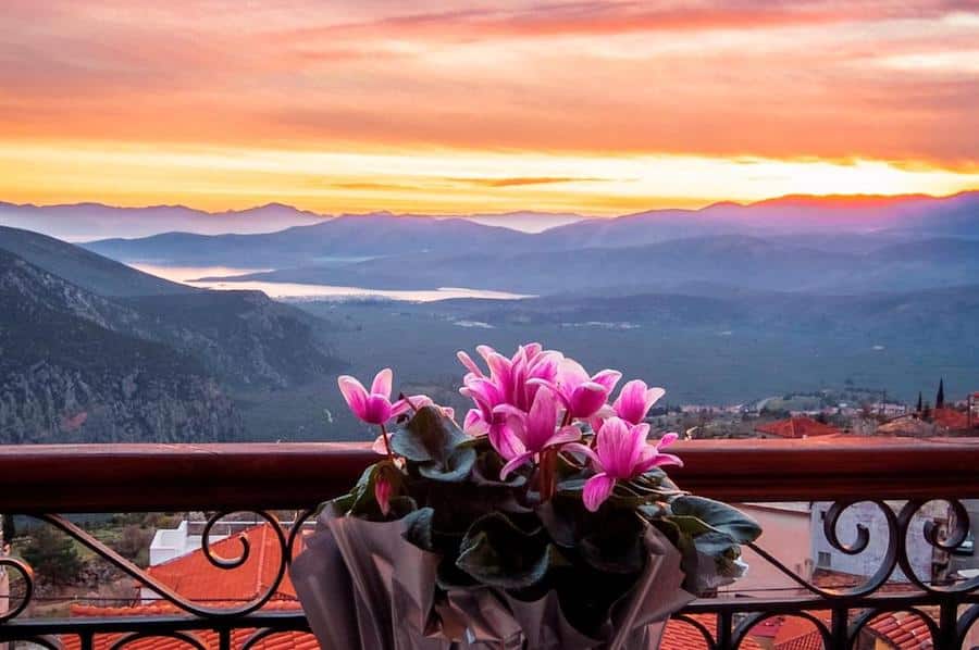Greece Travel Blog_Winter Ski Resorts In Greece_Greece Travel Blog_Winter Ski Resorts In Greece_Fedriades Delphi Hotel