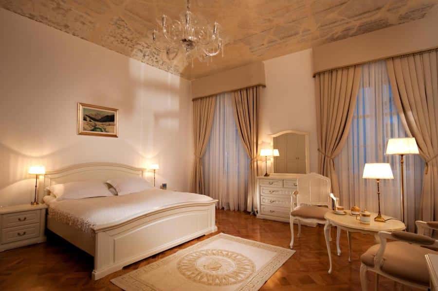Slovenia Travel Blog_Where To Stay In Ljblujana_Antiq Palace