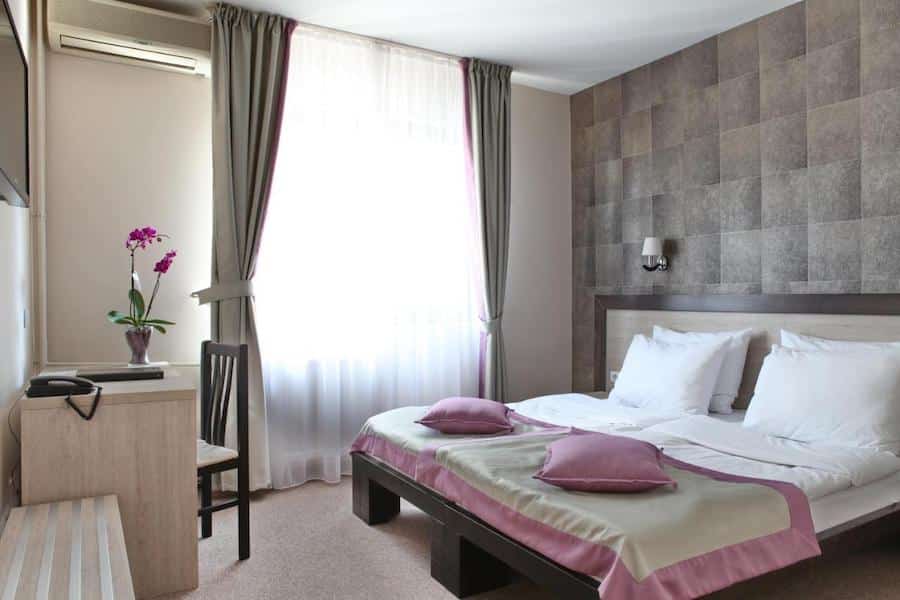Serbia Travel Blog_Where To Stay In Belgrade_Garni Hotel Vozarev