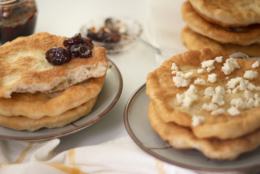 Bulgarian Mekitsi Recipe – Bulgarian Fried Doughnuts