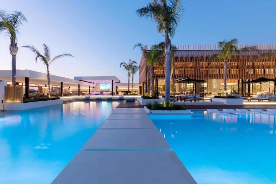 Greece Travel Blog_Best Honeymoon Hotels In Greece_D' Andrea Lagoon All Suites