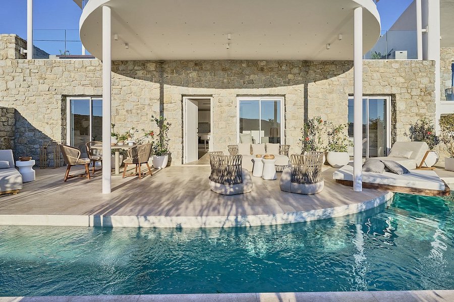 Greece Travel Blog_Best Honeymoon Hotels In Greece_Once In Mykonos Luxury Resort - Designed For Adults