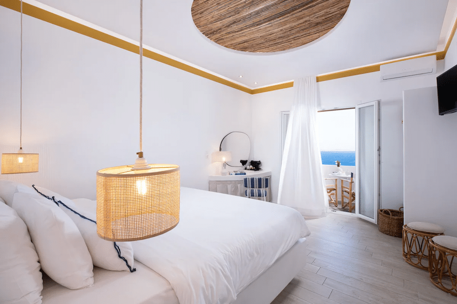 Greece Travel Blog_Best Honeymoon Hotels In Mykonos_Cavo Tagoo Mykonos