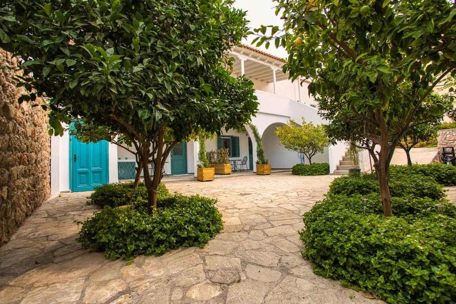 Greece Travel Blog_Spetses Guide_Aria Apartments