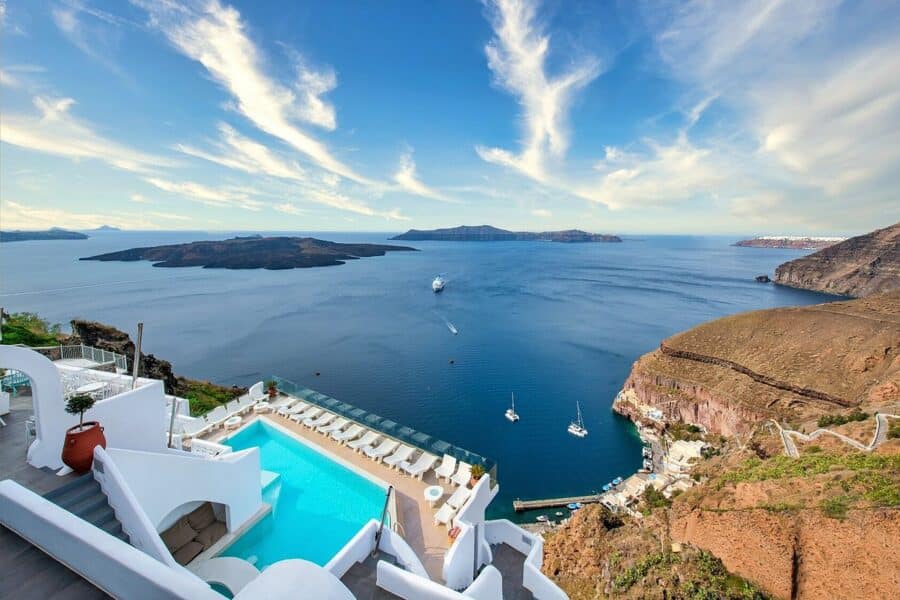 Santorini Honeymoon Hotels_athina-luxury-suites