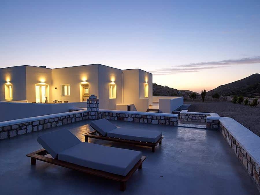 Where To Stay In Milos Island, Greece_Villa Vipera