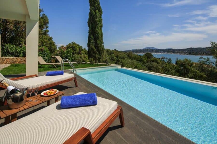 Honeymoon in Corfu - Rodostamo Hotel