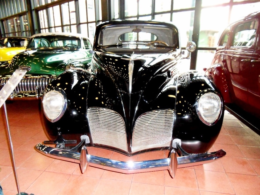 Turkey-Trave-Blog_Best-Museusm-In-Istanbul_-Rahmi-Koc-Museum