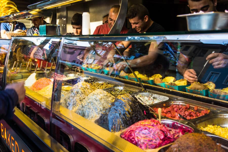 Ortakoy market - Istanbul street food kumpir