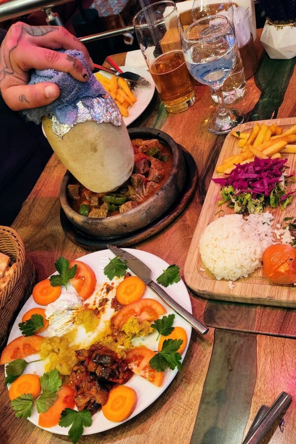 Sultan palace cafe restaurant_Pottery meal Mate