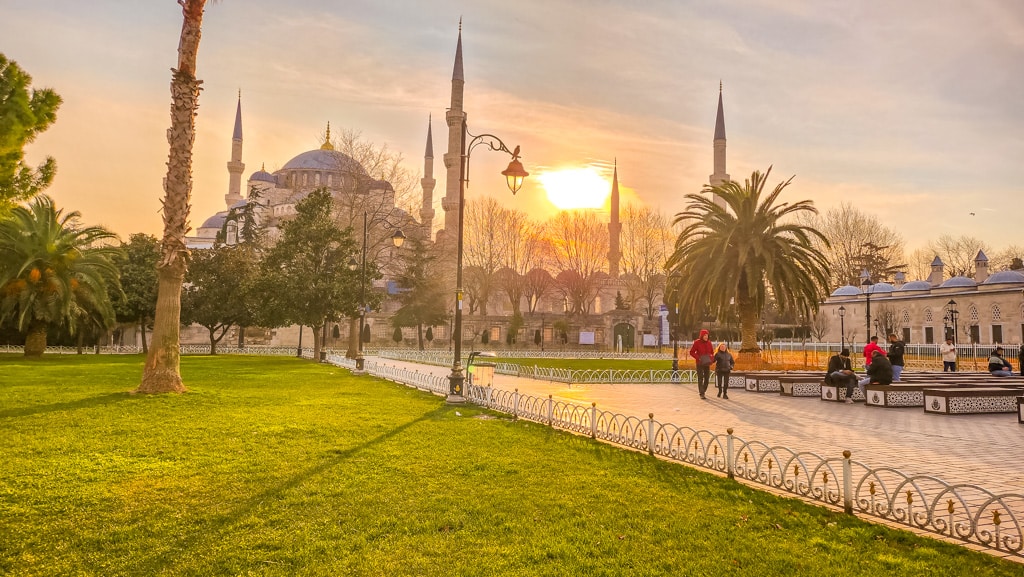 Istanbul with kids - Family trip to Hagia Sofia