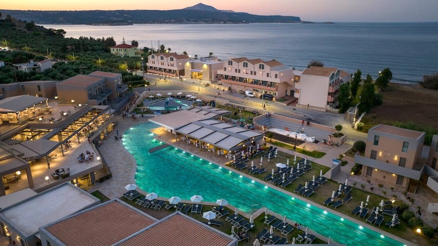 Greece Travel Blog_Honeymoon Hotels In Crete_Kiani Beach Resort