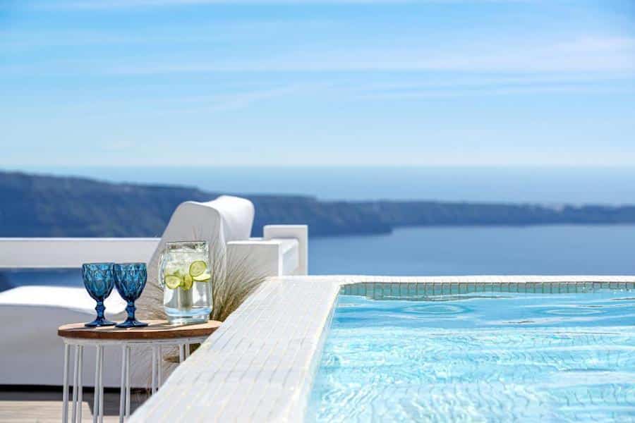 Greece Travel Blog_Best Places To Stay In Santorini_Aqua Luxury Suites Santorini